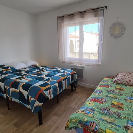 아파트 Maison Plein Centre A 100 M De La 생죠지드디돈느
